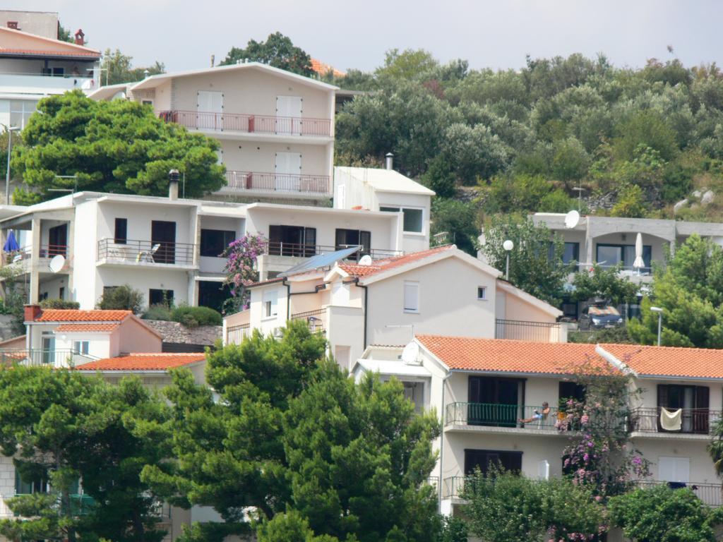 Guest House Davor Tomas Brela Exterior photo