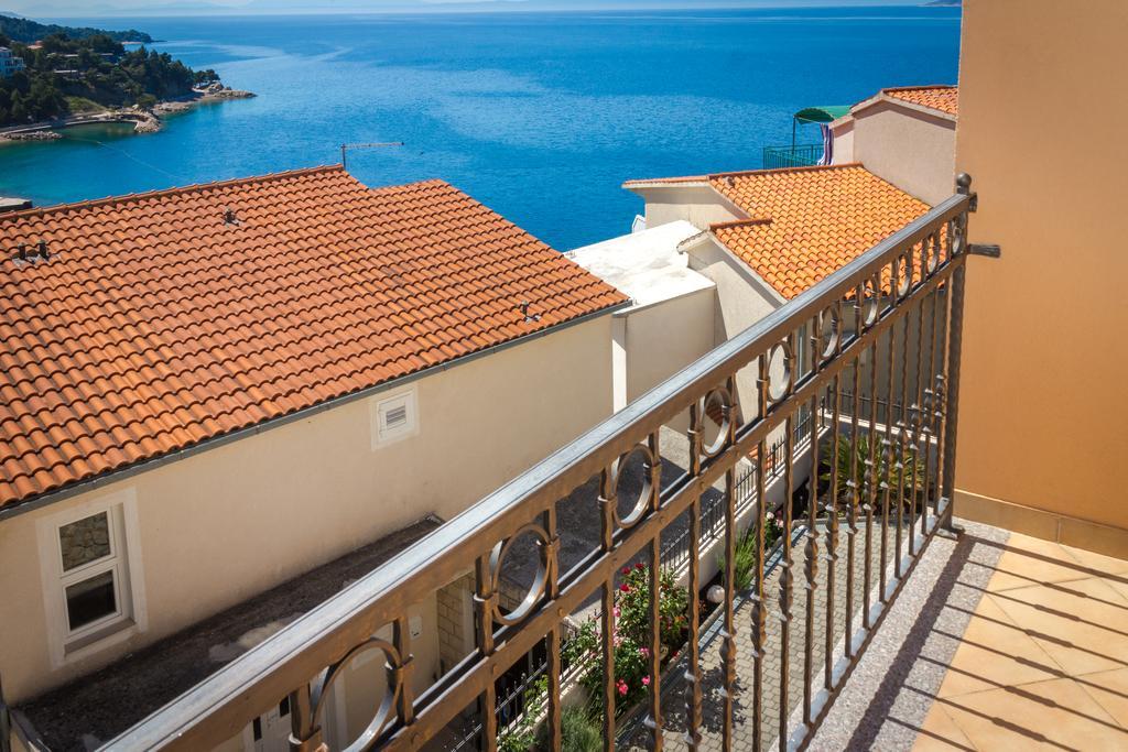 Guest House Davor Tomas Brela Exterior photo