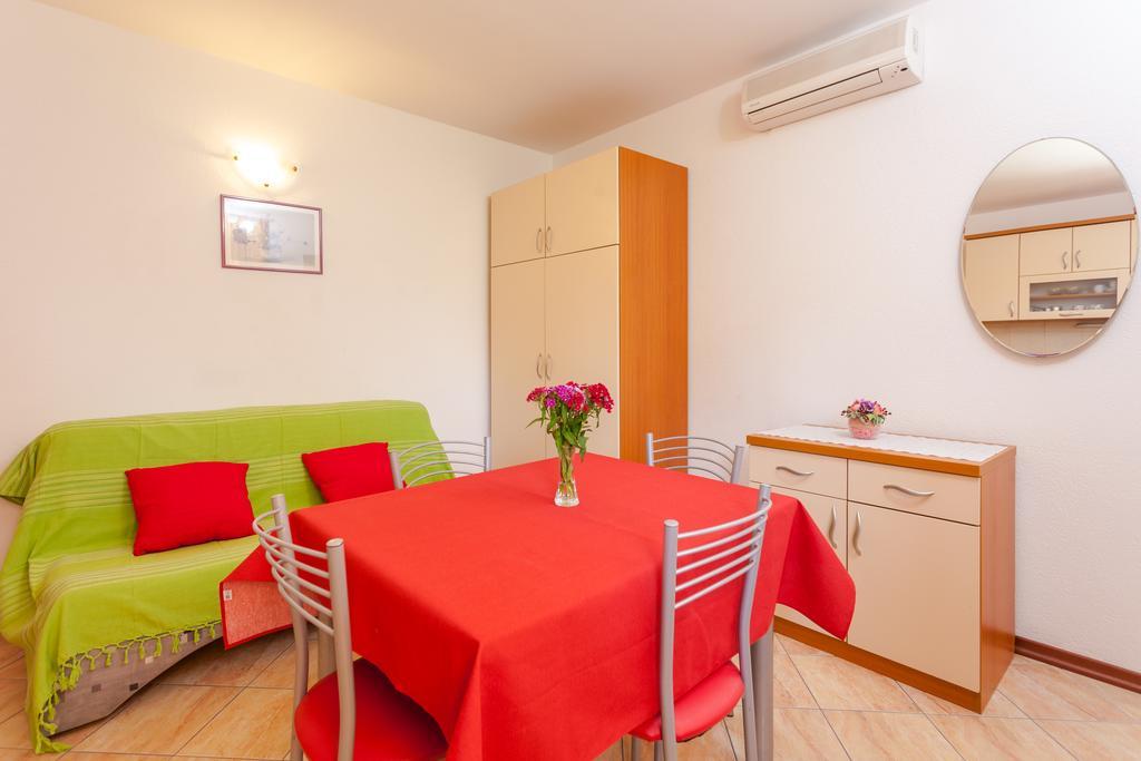 Guest House Davor Tomas Brela Exterior photo